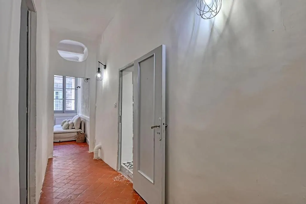 Le Pi-Gnotte - Wi-Fi - Centre Ville Avignon 0*,  France